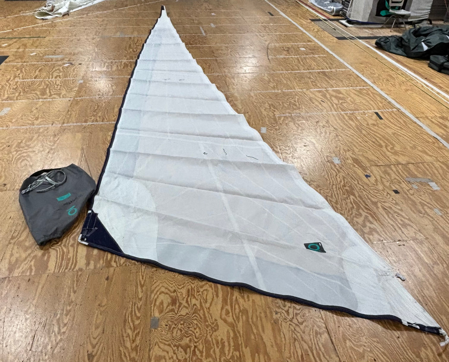 Island Packet 420 Genoa with Sail Bag