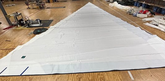 Beneteau Oceanis 523 Clipper Genoa with Sail Bag